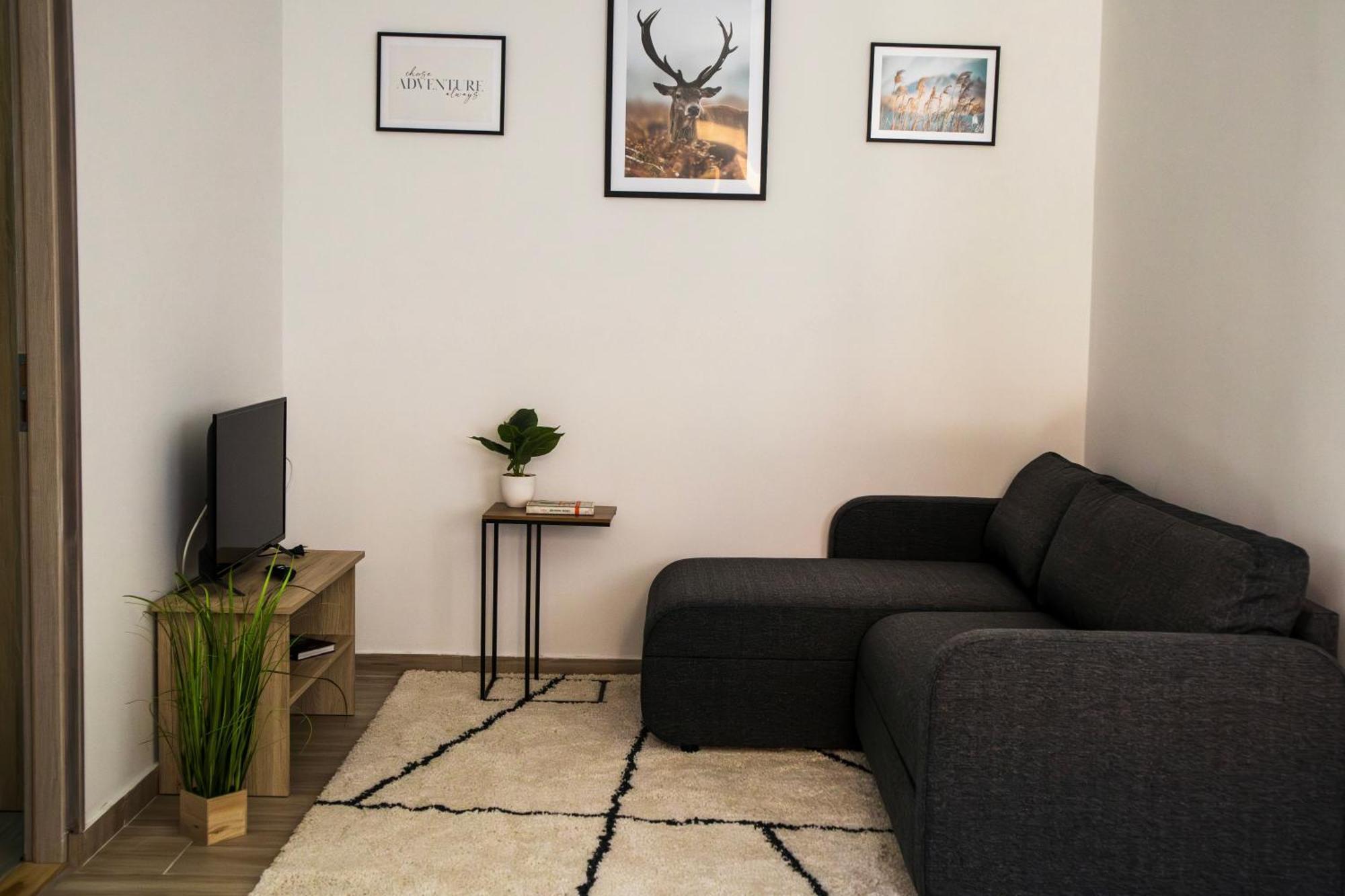 Izisz Apartman Matraterenye Esterno foto