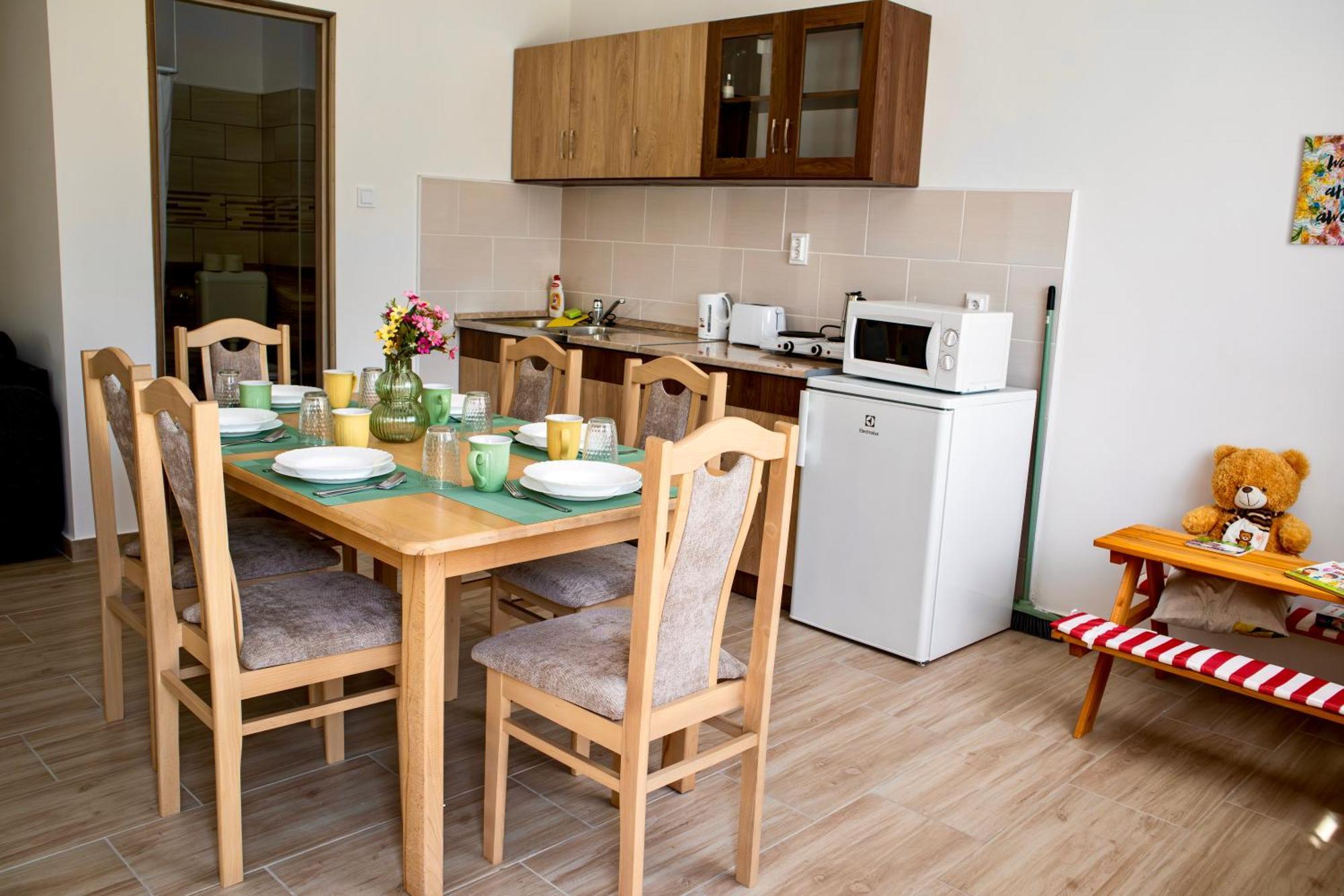 Izisz Apartman Matraterenye Esterno foto